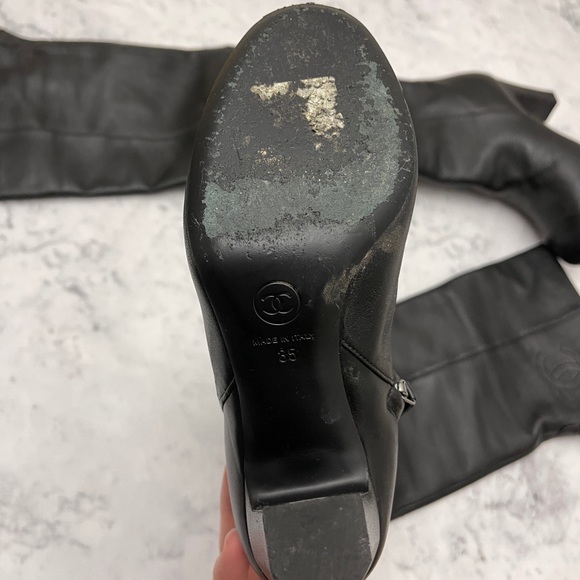 Chanel over the knees boots - Picture 5 of 8